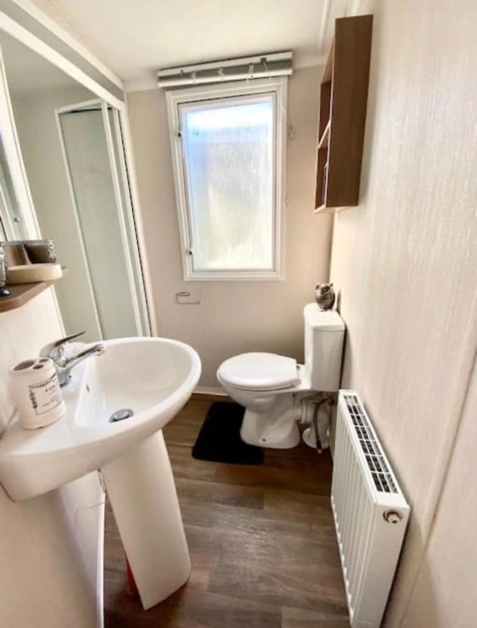 Swift Loire Hotel Jaywick Sands Eksteriør billede